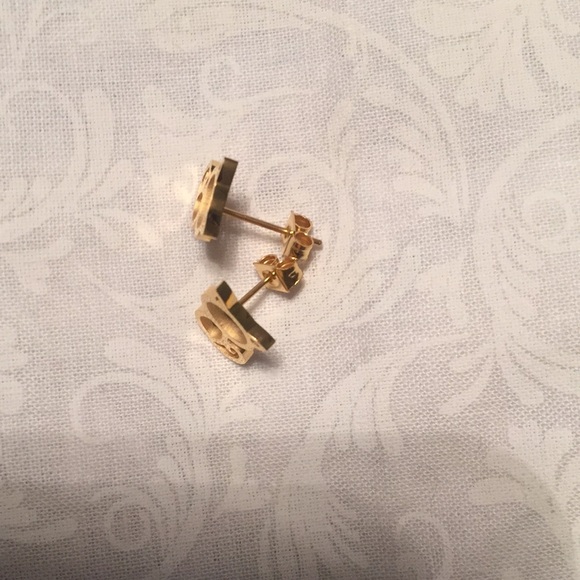 Host Pick x 4 🔥🔥🔥🔥 Adorable gold cat earrings - Picture 5 of 5